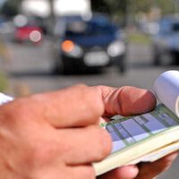 "Si suben los accidentes de tráfico, tendremos que subir las multas". La DGT avisó, y lo está cumpliendo 