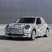 El nuevo MINI de 2023 ya se deja ver en estas primeras imágenes. Y sí, sigue siendo un MINI  