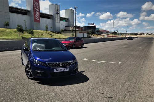 Manejamos el Peugeot 308 GT en pista y te revelamos una de sus dos personalidades