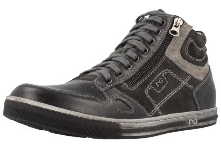En clave elegante y deportiva: botines de NeroGiardini