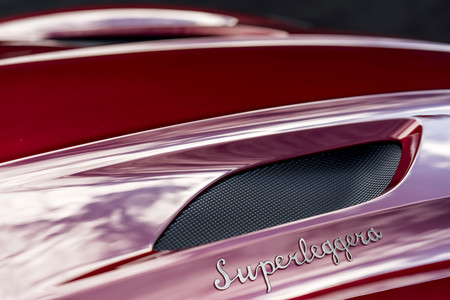 El Aston Martin DBS Superleggera ya es oficial: un super GT inglés que se presenta en junio