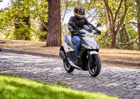 Las ventas de motos siguen en negativo con una caída del 25% en la primera mitad de año pero junio arroja esperanzas a 2020