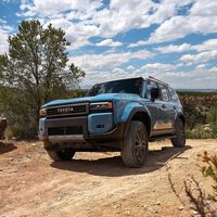 El Toyota Land Cruiser 2024 da un giro de diseño y se convierte en un 4x4 muy deseable