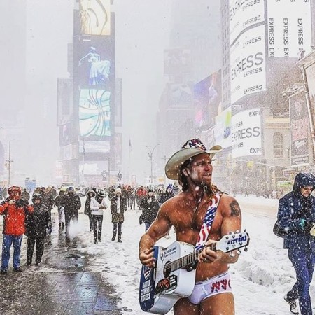La insólita estampa de Times Square tras la gran nevada de Nueva York 