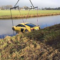 ¿Cuál es la mejor manera de bañar 610 caballos de una vez? Hunde tu Audi R8 V10 Plus en un río