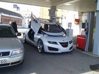 El Saab Aero X cazado en una gasolinera