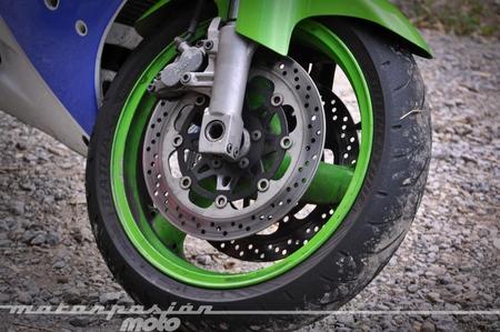 Kawasaki ZX-R 750