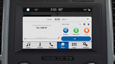 Alianza Ford Y Waze 1