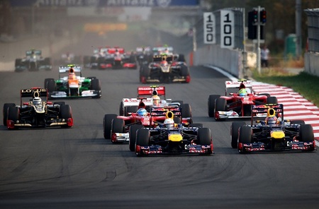 Bernie Ecclestone, la FIA y los equipos se reúnen mañana para cerrar el Pacto de la Concordia y sus contraprestaciones