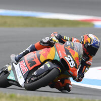 Raúl Fernández bate a Remy Gardner en Assen para conseguir su cuarta pole position en Moto2