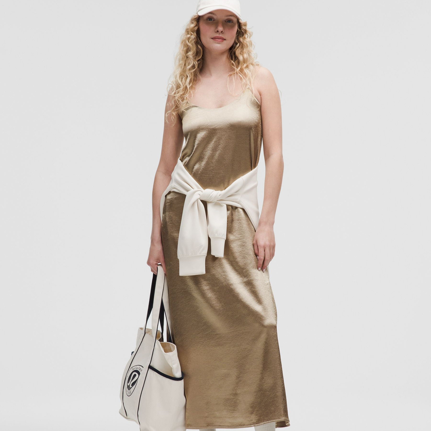 Maxivestido lencero de raso 