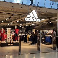 Adidas rebaja a precio de outlet, por fin, las zapatillas Campus más bonitas para llevar con todo a diario