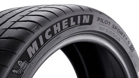 Michelin Pilot Sport 4 2