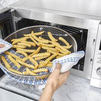 Un microondas con freidora de aire, grill y horno: así es el nuevo  cuatro en uno de Panasonic para quienes buscan cocinar más sano 