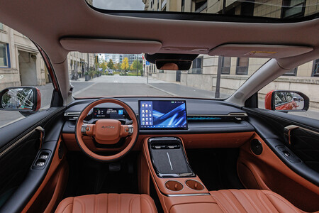 Gac Aion V interior