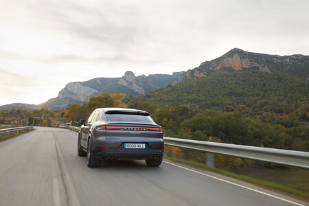 Porsche Cayenne S Coupe Prueba 56