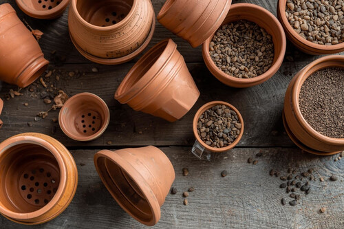 Macetas Con Agujeros De Drenaje Y Macetas Con Sustrato De Drenaje 2