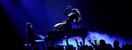 Queen B