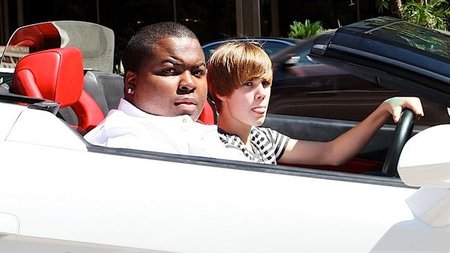 Pedazo de coche tiene Justin Bieber