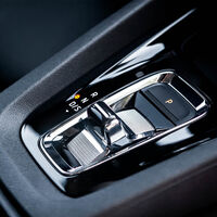 Carnet para coches automáticos: qué es, cómo obtenerlo y qué ventajas y desventajas tiene