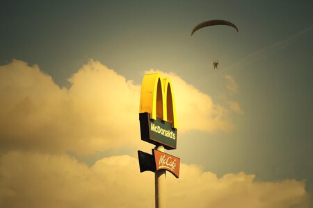 La inflación en UK acaba con el último mito de la estabilidad: McDonald's sube sus precios por primera vez en 14 años