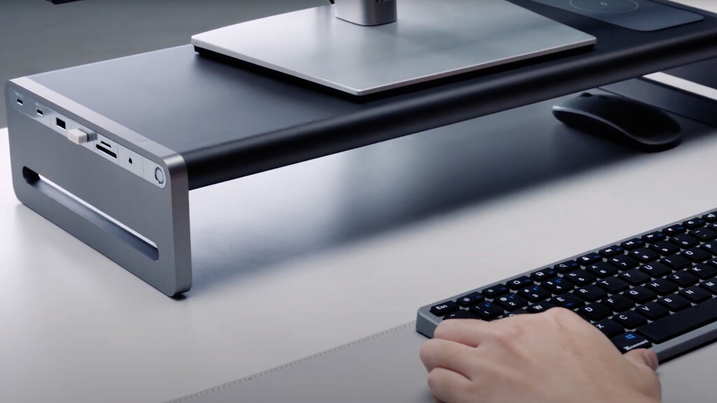 Si utilizas un Mac en casa, este accesorio te puede interesar: un soporte hub que eleva el ordenador o monitor y añade puertos 