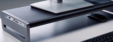 Si utilizas un Mac en casa, este accesorio te puede interesar: un soporte hub que eleva el ordenador o monitor y añade puertos 