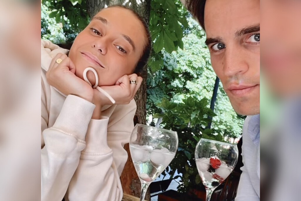 La imagen del momento: Victoria Federica tomando copas con su exnovio
