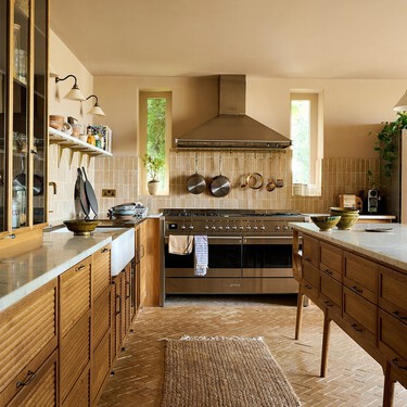 No tires los paños de cocina viejos, si los reutilizas puedes hacer tú mismo estos objetos tan prácticos para el hogar 