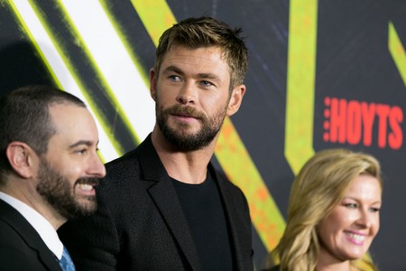 Chris Hemsworth comienza su gira de promoción de Thor con el pie izquierdo en Australia