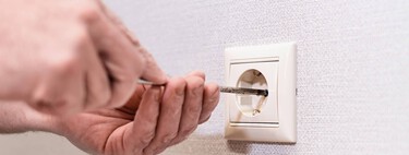 Multiplica las posibilidades de los enchufes de casa (sin obras ni electricistas) con este invento de menos de 17 euros
