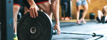 Todo lo que tienes que saber para ganar masa muscular: control de volumen, intensidad y frecuencia  