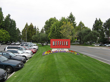 ‘Pisotón’ al acelerador en el vídeo online: las grandes cifras económicas de Netflix y Hulu