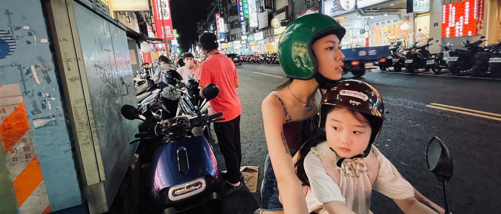 Un ganador del Óscar regresó sin hacer ruido para contar una bella historia familiar en Taiwán. La película es bonita y la puedes ver en streaming