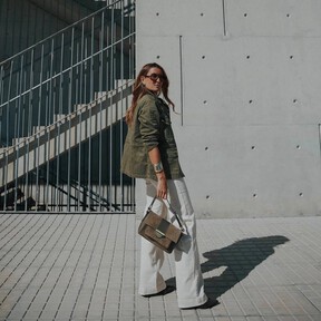 Lidl vende la chaqueta ligera de entretiempo perfecta para llevar con los colores tendencia de otoño, por menos de 9 euros 
