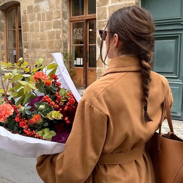 Las nuevas Hoka en color espuma de mar son tan chic y cómodas que serán la competencia de las Samba 