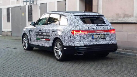 El día que un concesionario Lamborghini troleó a la prensa mundial con un Audi Q7