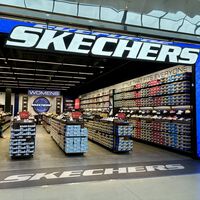 No son Pikolinos, pero estas Skechers ya las superan en ventas por su comodidad y diseño casual 