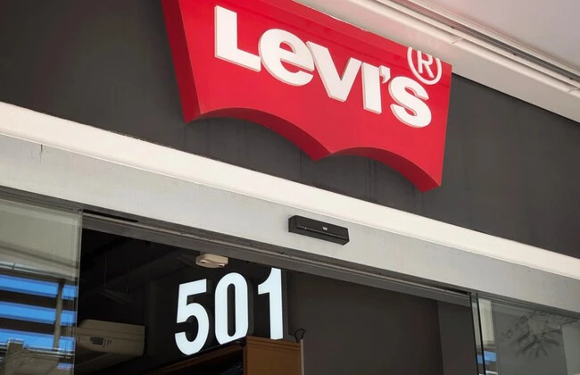 Levi S1