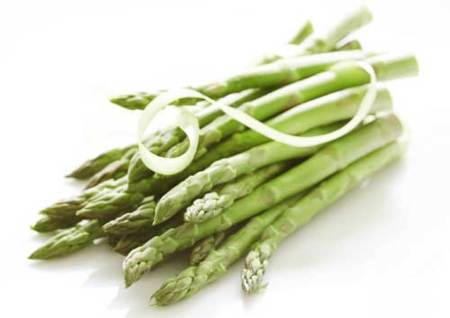 El espárrago, un alimento ligero y nutritivo