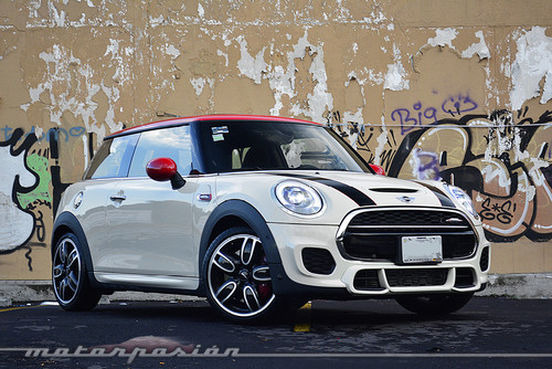 MINI John Cooper Works, lo hemos probado y nos ha convencido de que es un verdadero deportivo