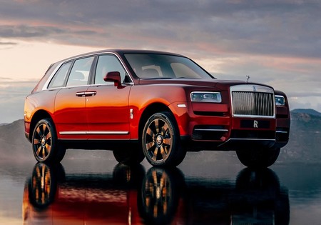Rolls-Royce Cullinan sufre su primer recall por problemas en el sistema de iluminación