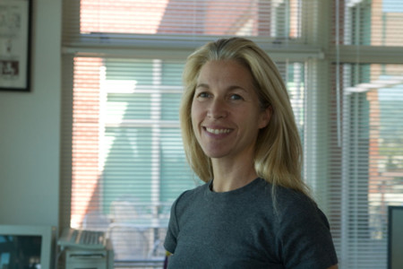 Cambios en EA: Maxis formará parte de EA Mobile y Lucy Bradshaw deja la compañía