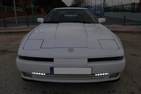 Luces diurnas en Toyota Supra