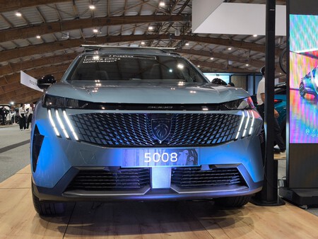Peugeot 5008 1