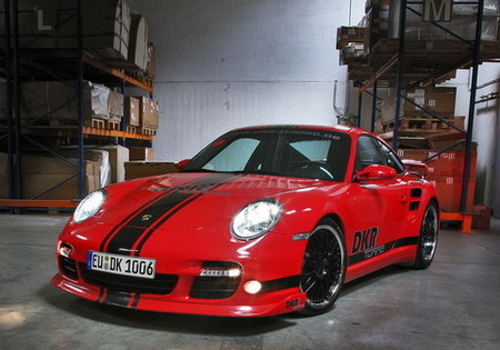 Porsche 911 Biturbo, una obra de DKR Tuning
