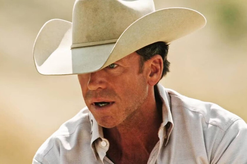 Taylor Sheridan admite que le ha sorprendido lo mucho que se parece su realidad a la de John Dutton: "Eres como un rey y no se aplica la moral"