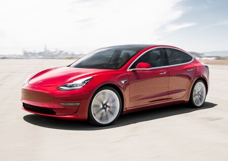Elon Musk quiso vender Tesla a Apple, pero la firma de la manzana ni siquiera escuchó la propuesta
