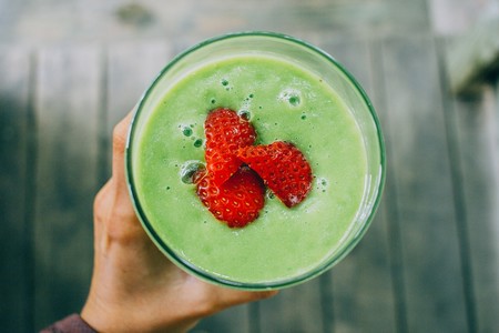 Para rendir al máximo en tu entrenamiento, estos son los alimentos que deberías evitar previo al esfuerzo