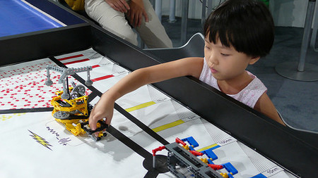 Educando a una china o como viene la competencia